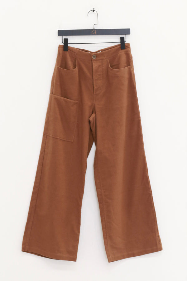 SWAYING 25 Fall/Winter Collection: Cotton Straight-Leg Pants with Fanned-Out Pockets (SW-SW25AW3B22C2S2-KF, Coffee)